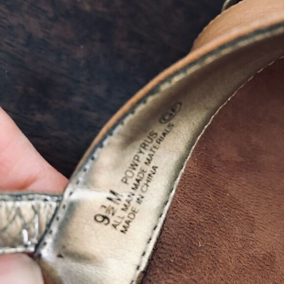 A2 Aerosoles Leather Brown Metallic Heels Sandals 9.5 - Picture 5 of 6